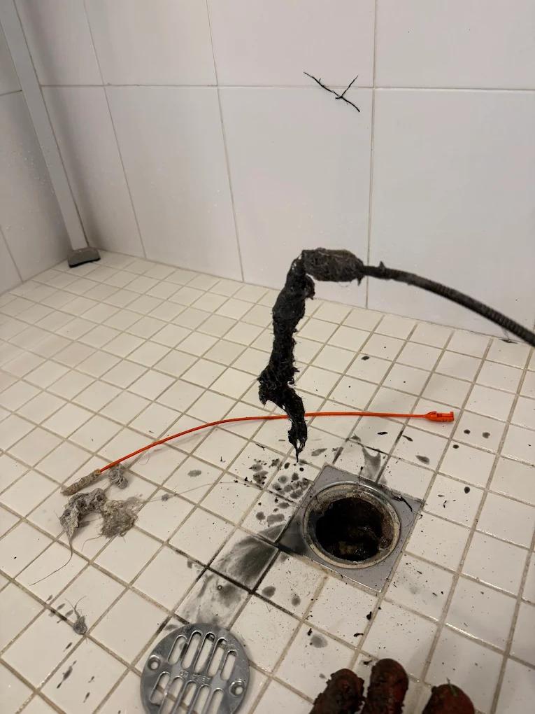 John's Plumbing & Drain Services Provides drain cleaning in Pasadena, CA, USA