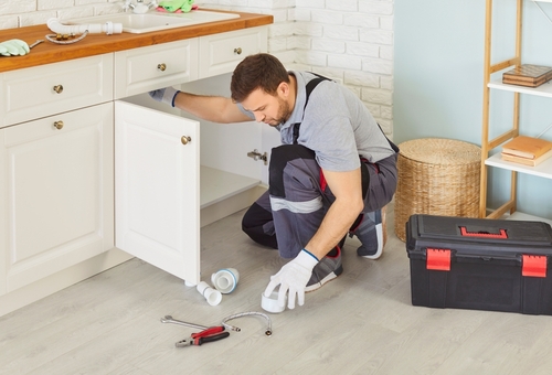 7 Signs of a Hidden Water Leak in Your Burbank Home